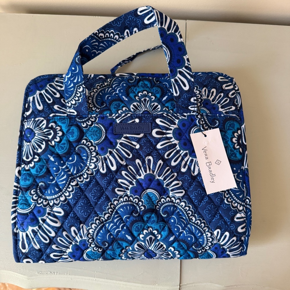 NWT! Vera Bradley Hanging Organizer Blue Tapestry